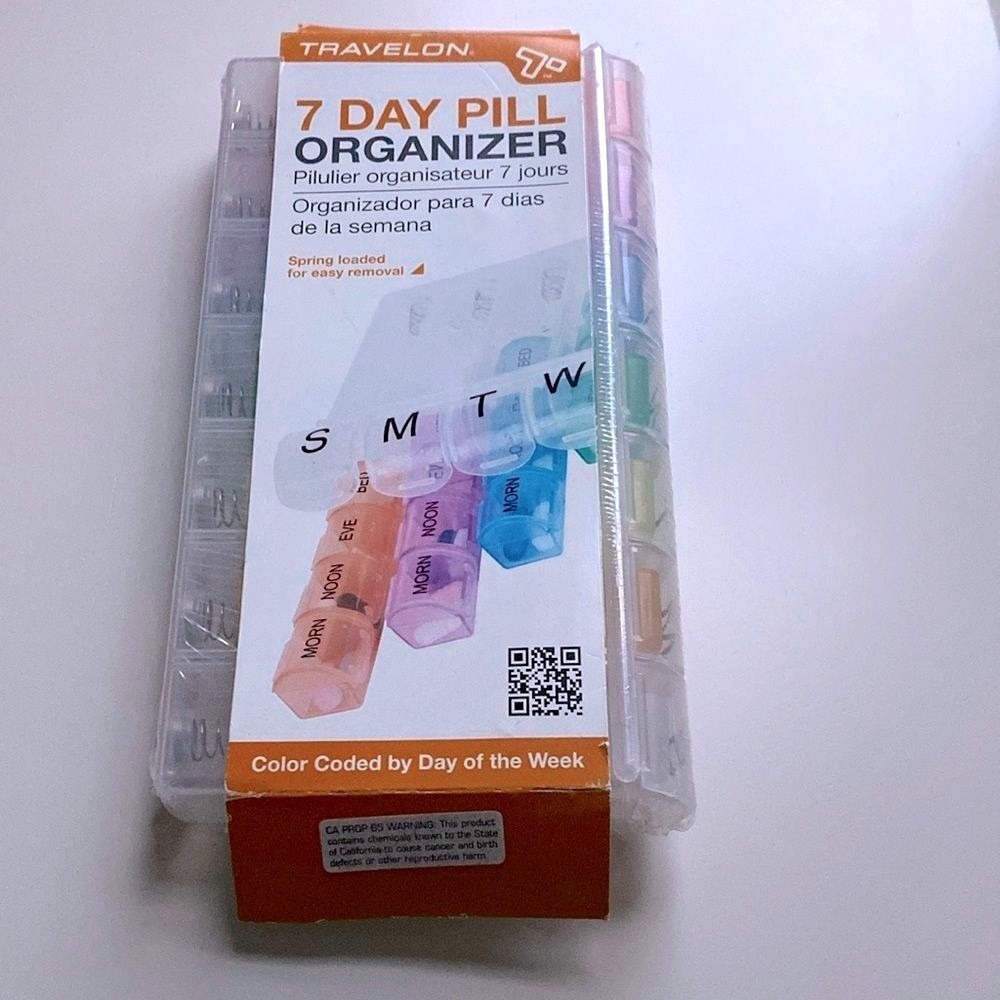 Travelon 7 Day Pill Organizer Spring Loaded Weekly 4 Dose Daily Rainbow Case